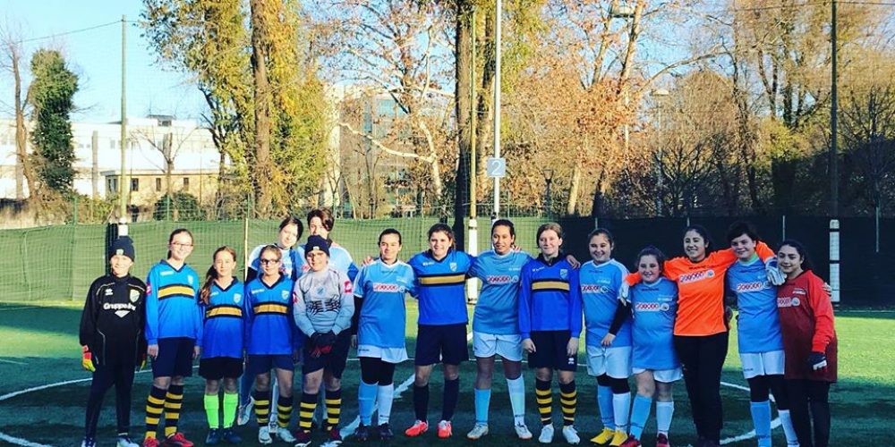 Prima partita di calcio femminile delle nostre ragazze!